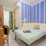 מלון Hotel City