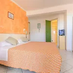 מלון Hotel City 3*