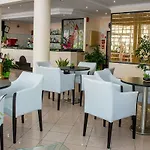 Hotel City מלון 3*