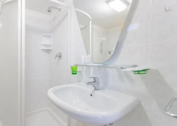 Hotel City 3* 米萨诺阿德里亚蒂科