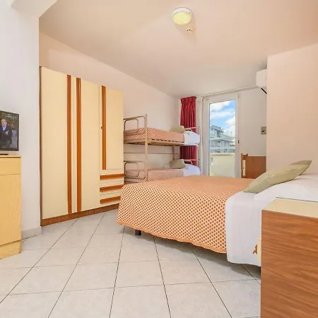 Hotel City Hotel 3*