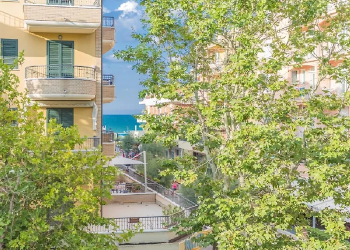 Hotel City Hotell 3*