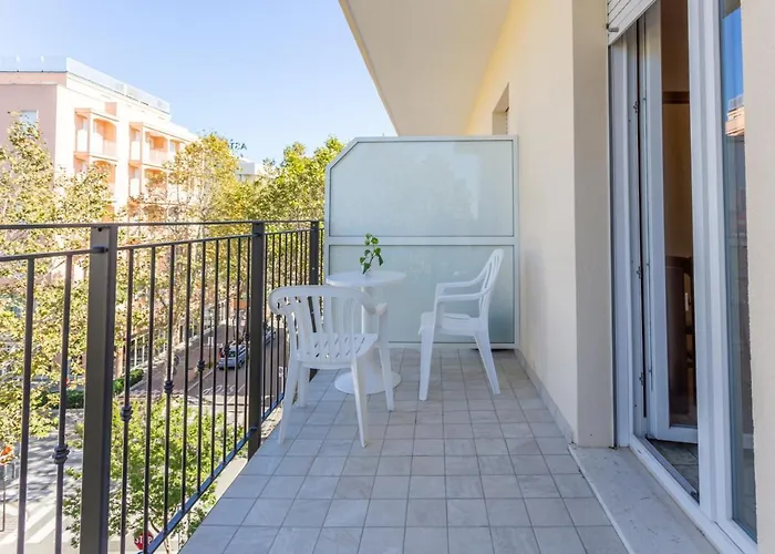 Hotell Hotel City 3*